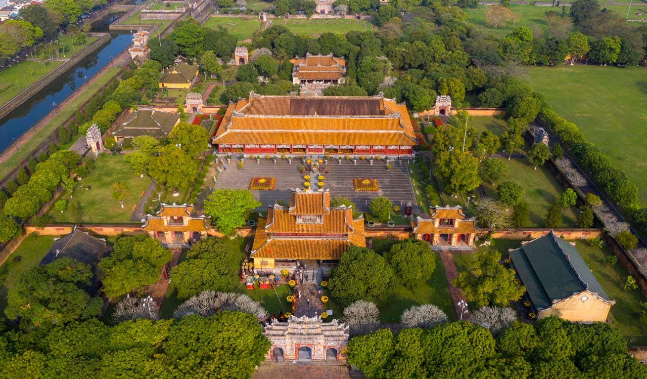 Huế – Di Sản Cung Đình Và Dòng Sông Thơ Mộng